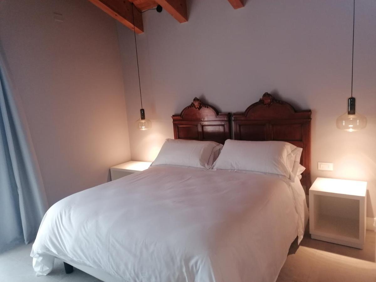 לאזיסה Agriturismo La Rondinella מראה חיצוני תמונה