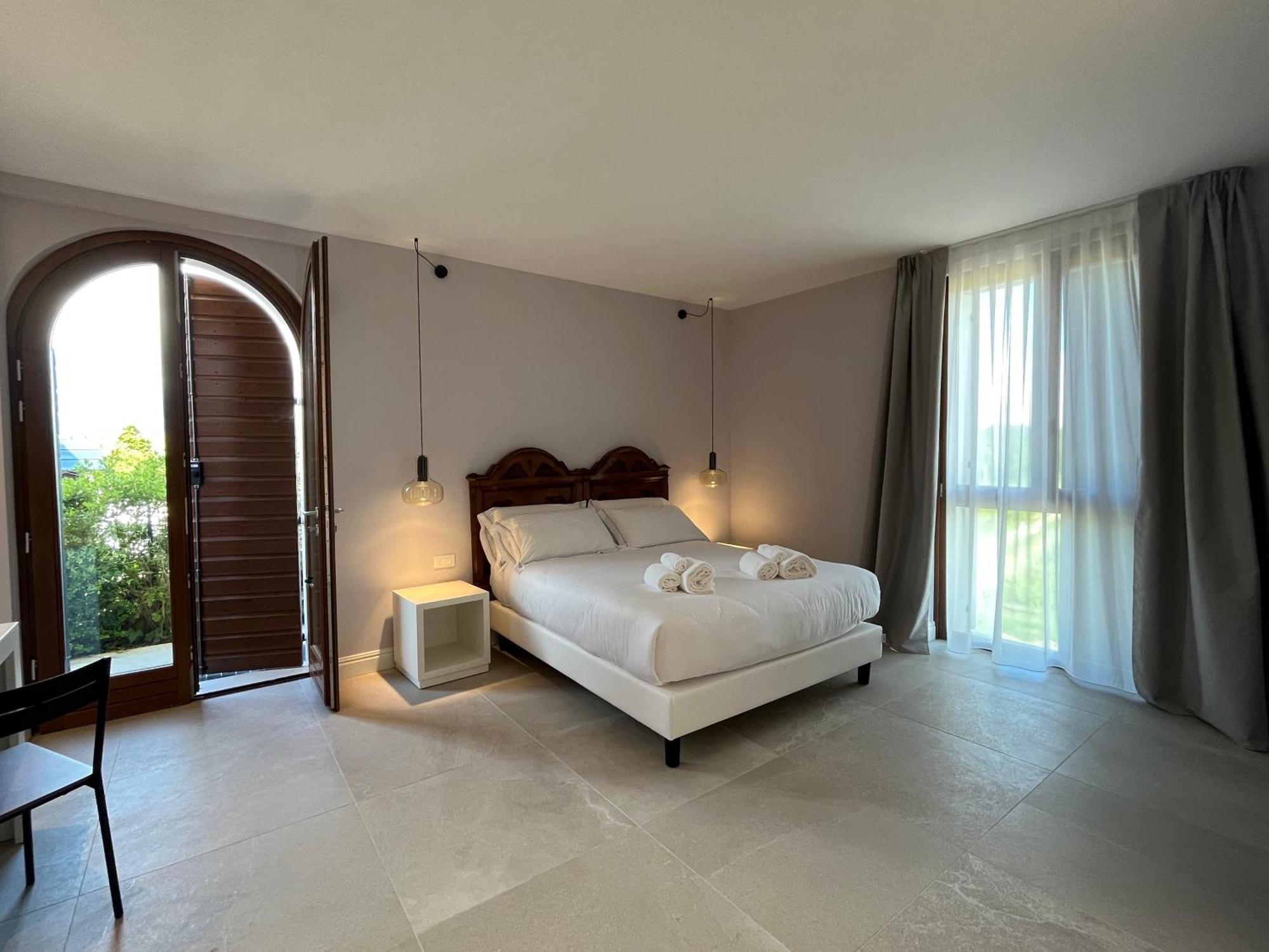 לאזיסה Agriturismo La Rondinella מראה חיצוני תמונה